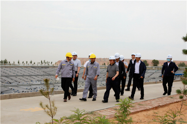 CG电子游戏集团复工复产促增添项目观摩聚会与会职员走进大秦国源三秦环保秦邦园区在榆项目