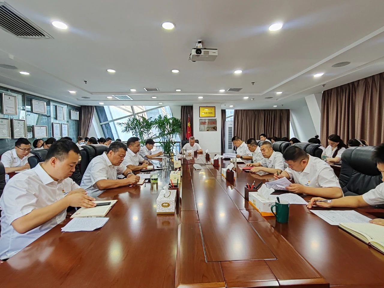 水情形公司党支部：：围绕“三个坚持”推动党纪学习教育走深走实