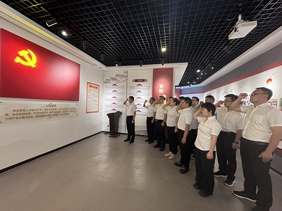 商南公司联合党支部开展“赓续红色血脉，，砥砺奋进征程——庆祝中国共产党建设104周年”主题党日活动